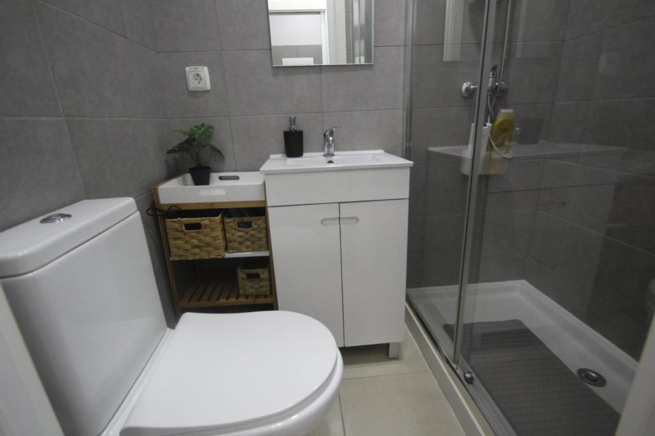 Antique M1 R1 - Amazing Double Room With Shared Bathroom In Marques Pombal Lisboa 外观 照片