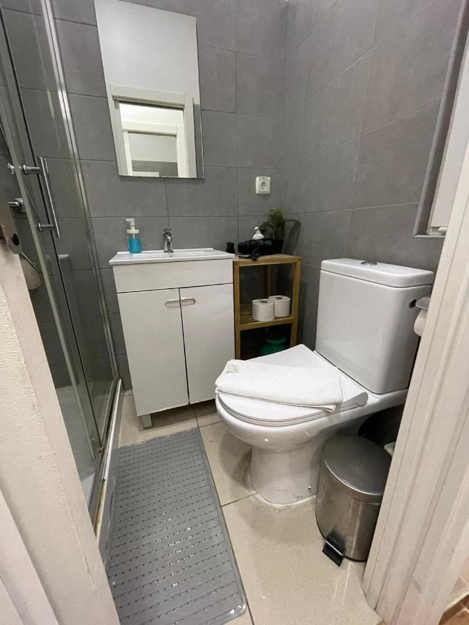 Antique M1 R1 - Amazing Double Room With Shared Bathroom In Marques Pombal Lisboa 外观 照片